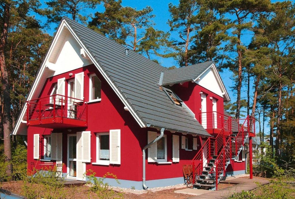 Inviting Holiday Home With Garden Trassenheide Bagian luar foto